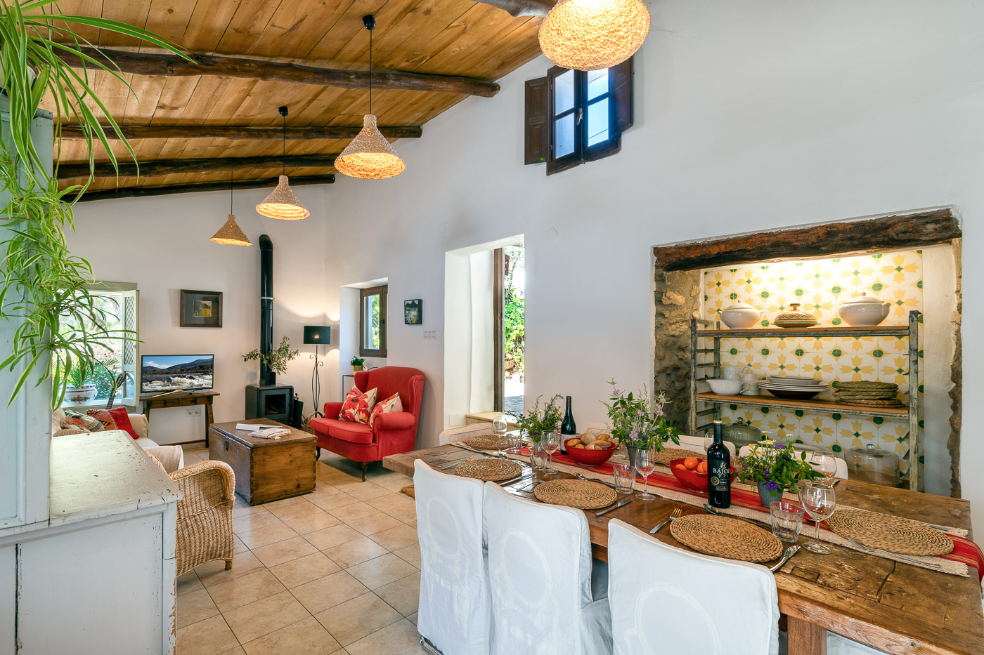 Espacio abierto de comedor / salón